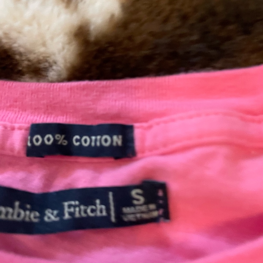 Abercrombie and Fitch cropped tshirt small - Picture 4 of 5